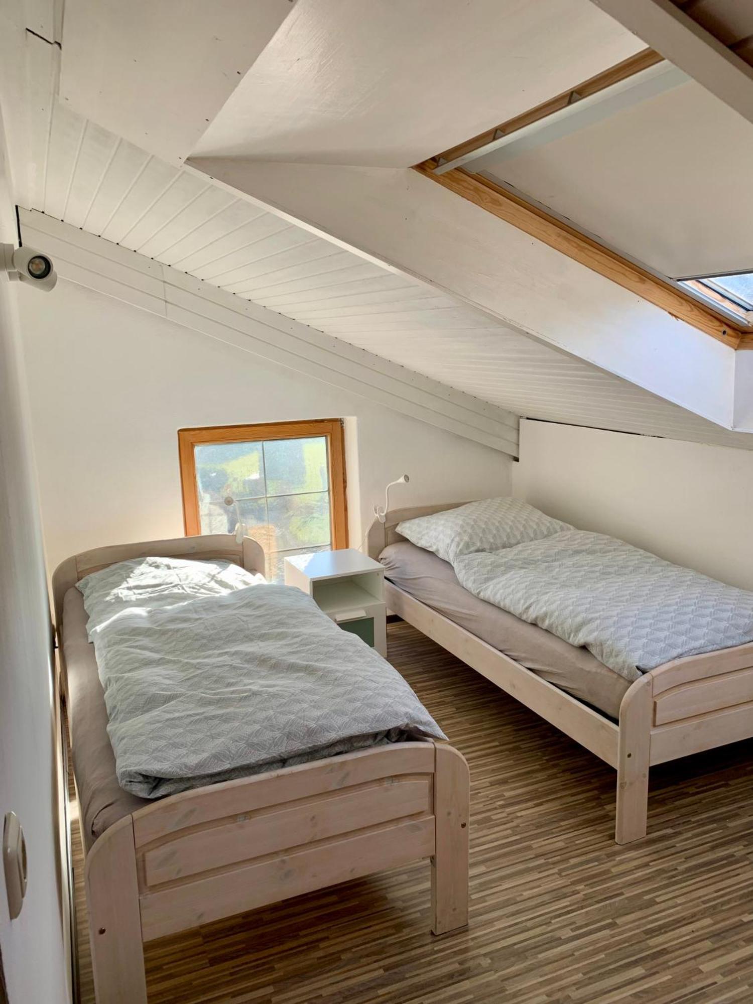 Kleines Reihenhaus Im Chiemgau Apartment